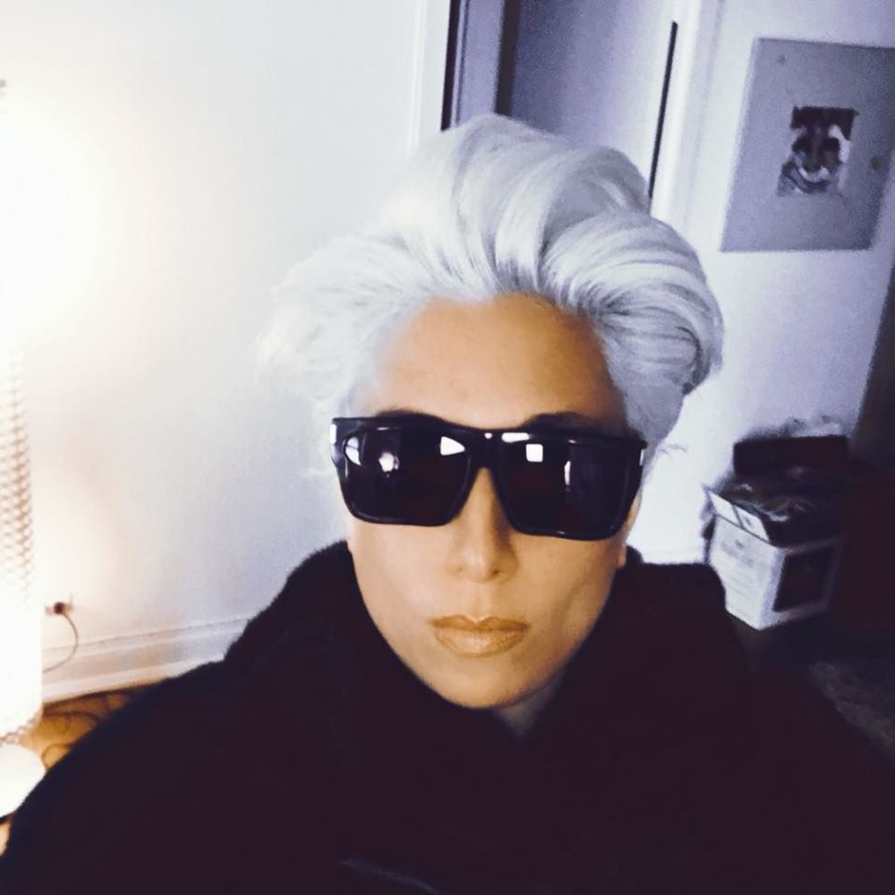 Meet your Posher, Lauren